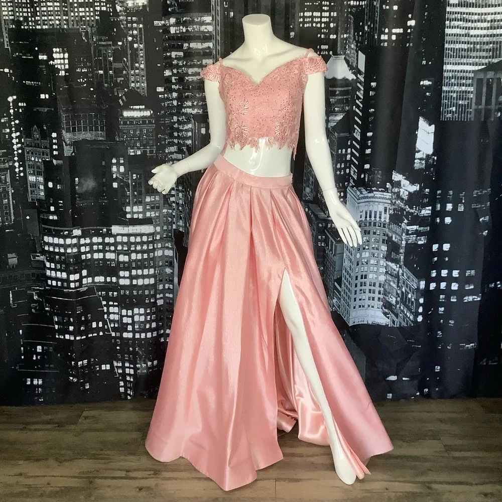 Dave & Johnny Shimmering Pink Formal 2PC Skirt Set with Pockets - Picture 12 of 13
